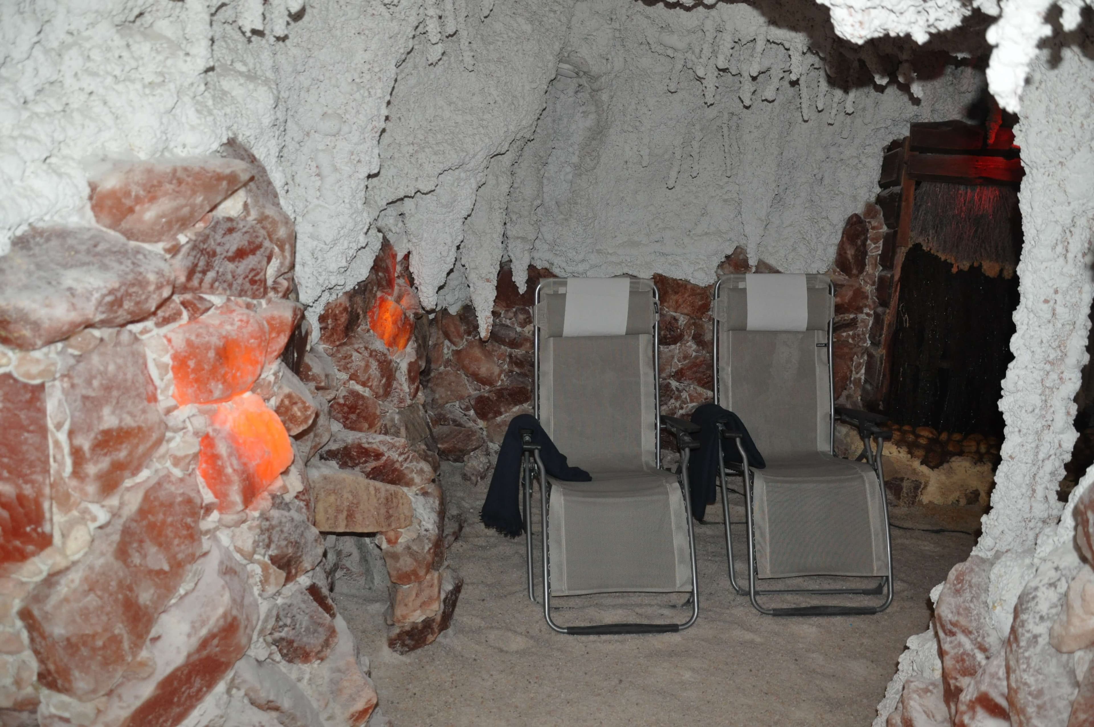 Freundinnenabend in der Salzgrotte